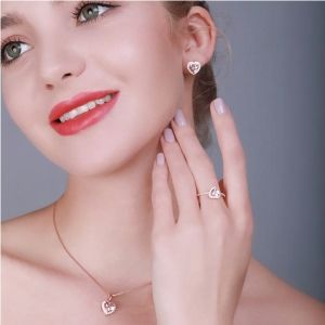 Колие Gentle Love
